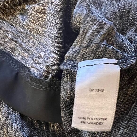 Tildon Ripple Textured Gray / Silver Semi Sheer Tank Top Black Trim Deep V XS - Picture 8 of 10